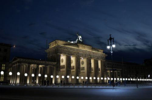 christopher_bauder_marc_bauder_lichtgrenze_front_coultique