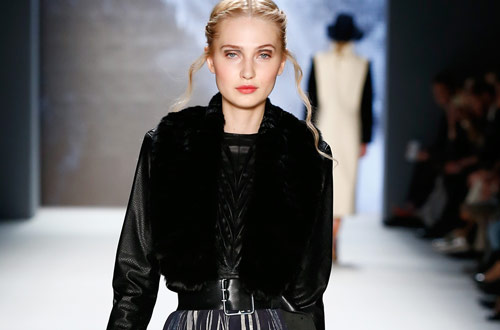 rebekka_ruetz_so_close_so_far_aw_2016_front_coultique