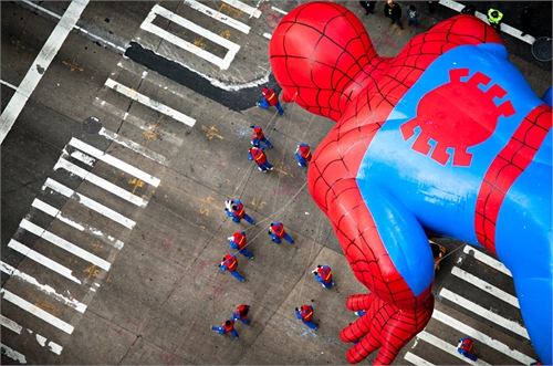 navid_baraty_intersection_macys_day_parade_18_coultique
